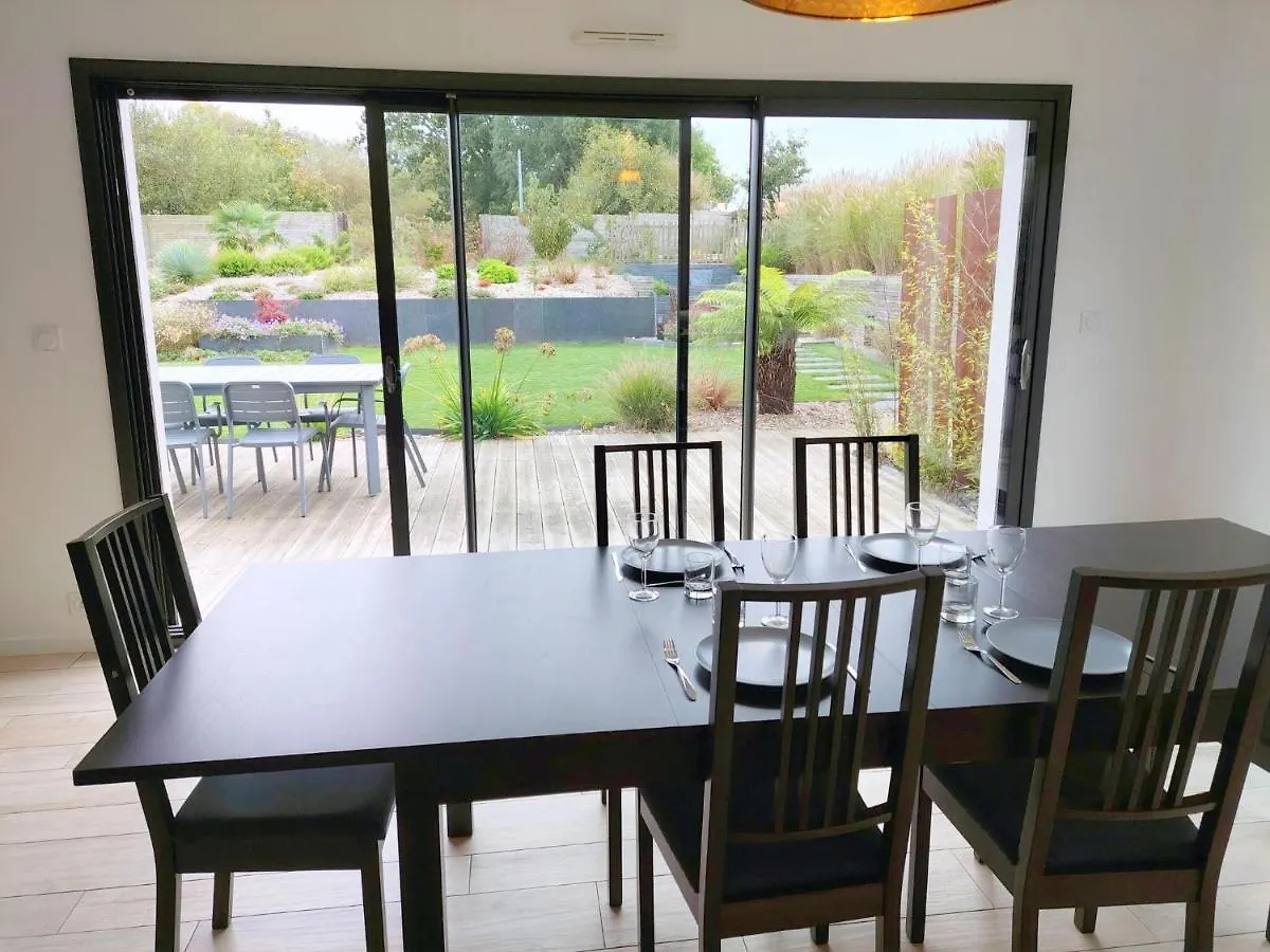 Cottage, St Pabu Saint-Pabu  France