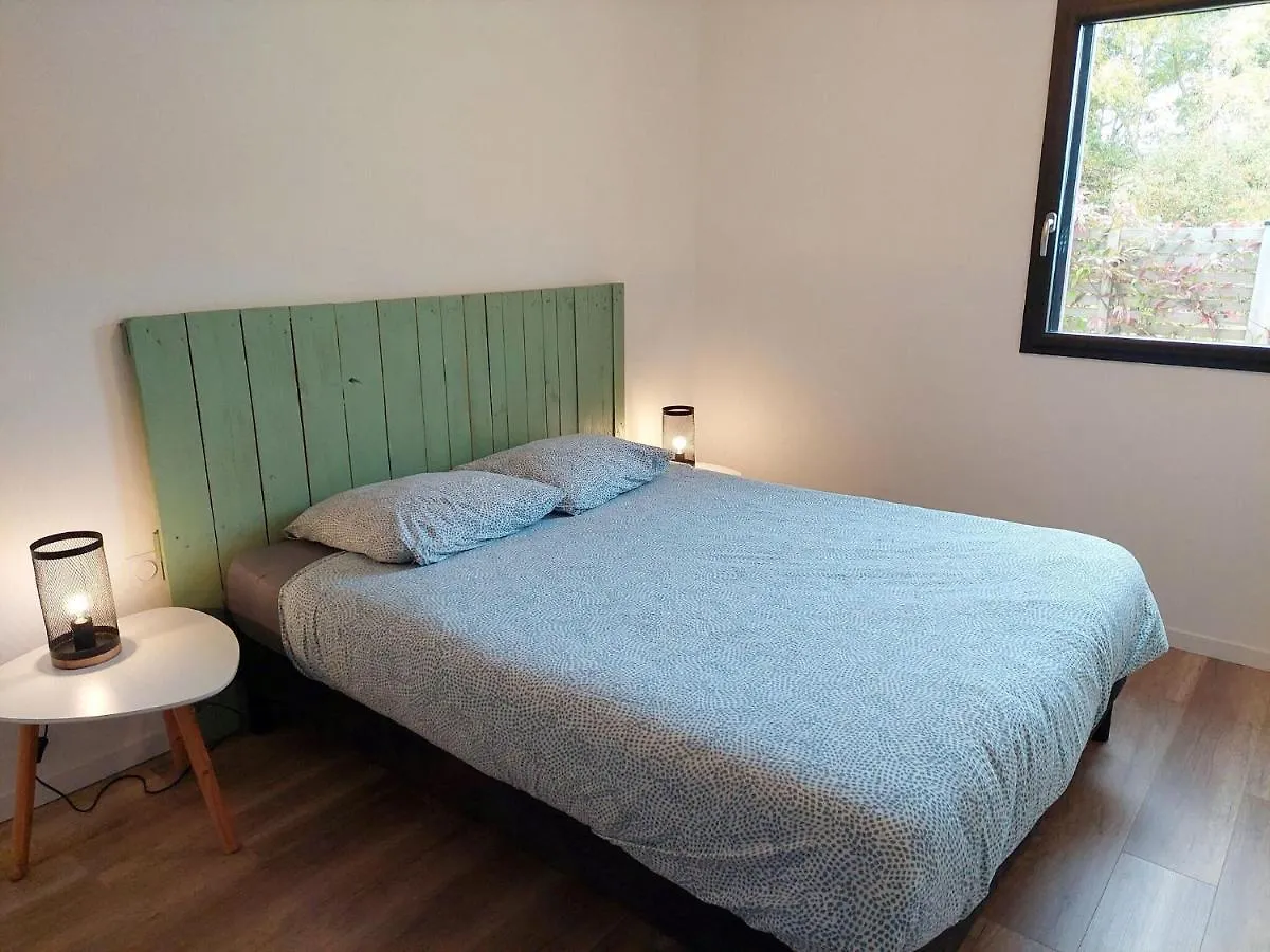 Cottage, St Pabu Saint-Pabu  Saint-Pabu (Finistere)